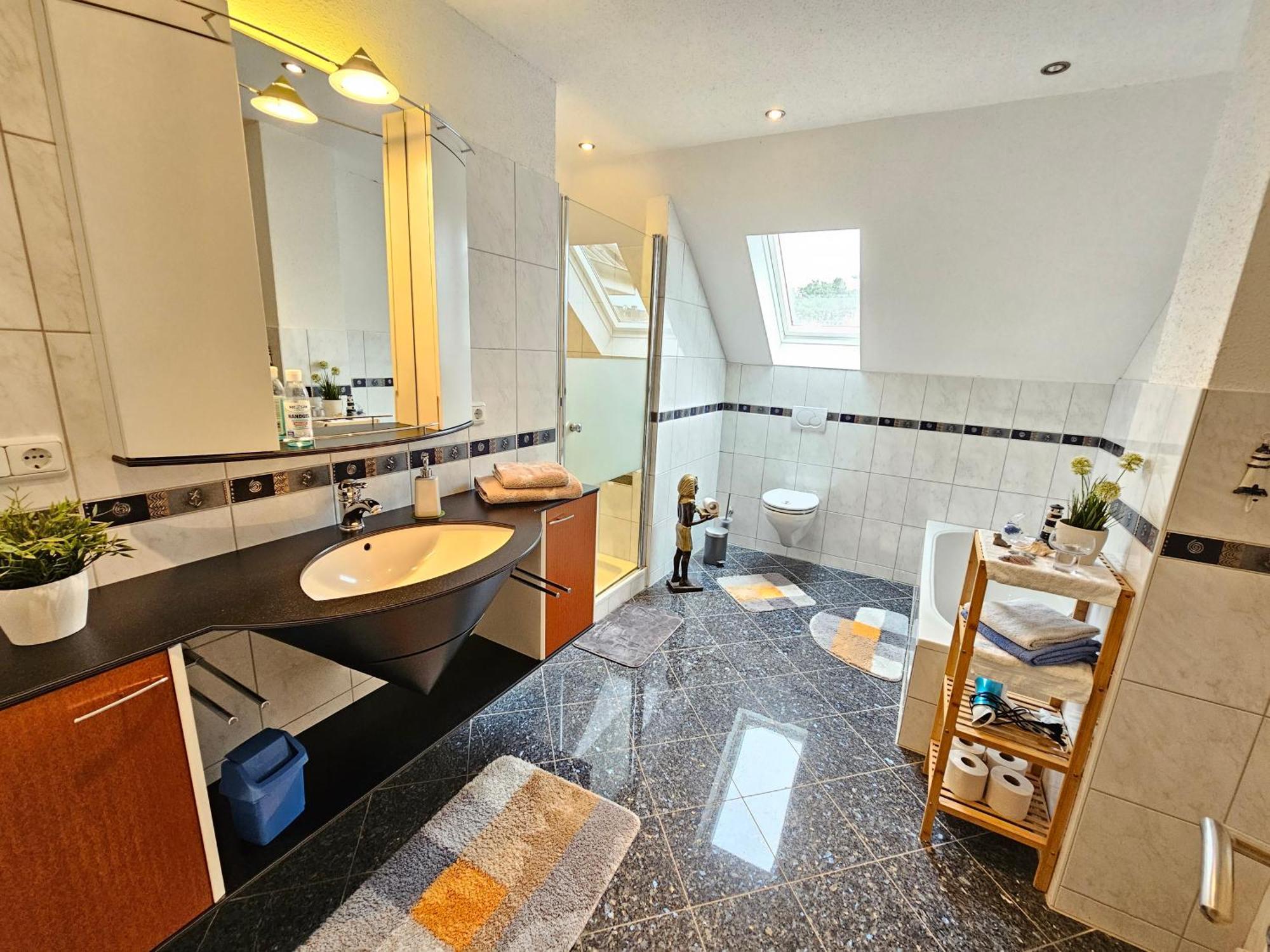 Exclusive Dachgeschosswohnung In Haren/Emmeln Eksteriør bilde